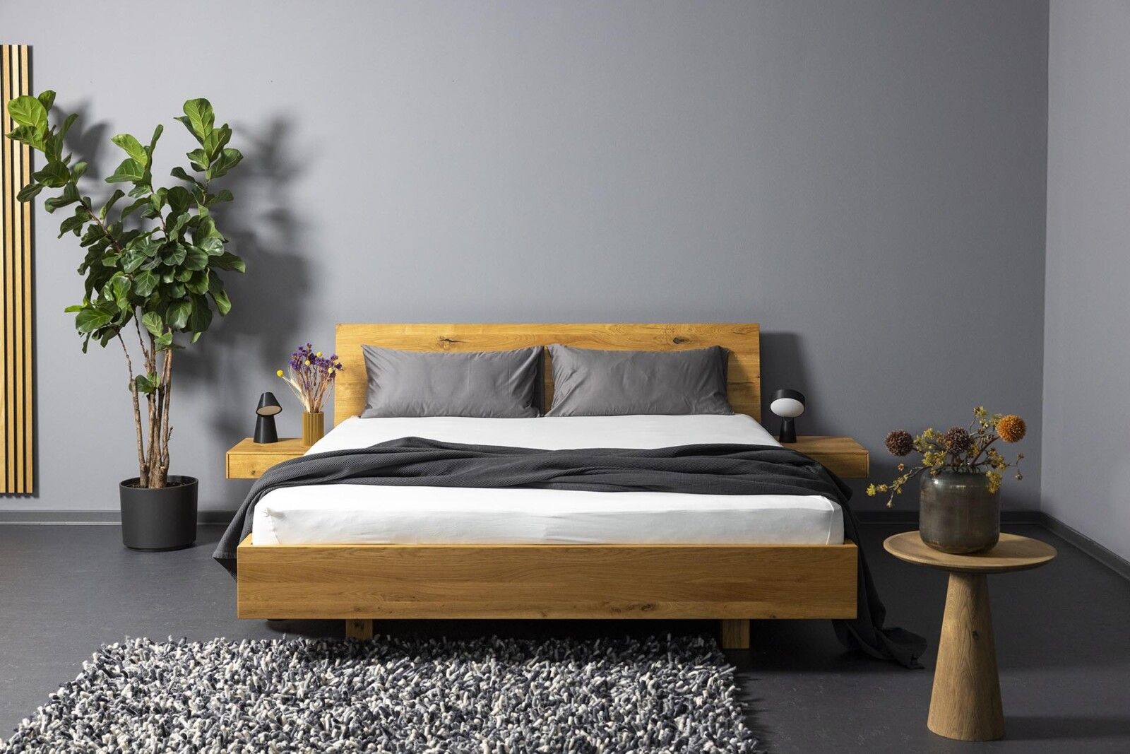 Onira bed in massief hout
